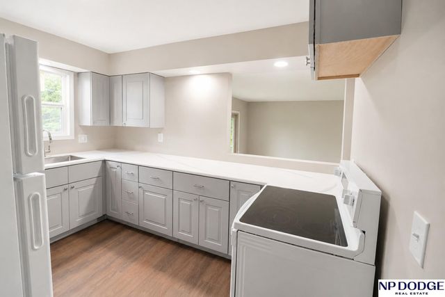 7654 Nebraska Avenue, Omaha, NE 68134