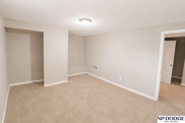 7654 Nebraska Avenue, Omaha, NE 68134