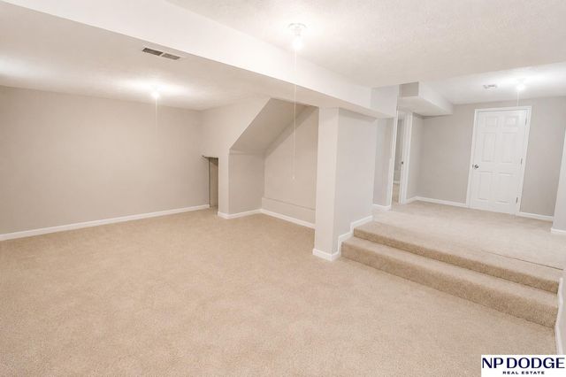 7654 Nebraska Avenue, Omaha, NE 68134