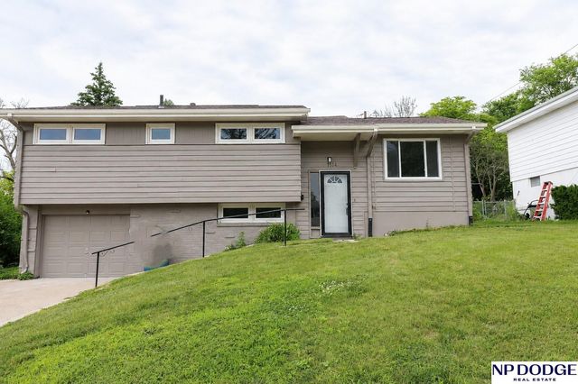 7654 Nebraska Avenue, Omaha, NE 68134