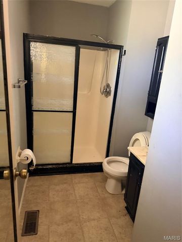 111 Park Charles Boulevard N, St Peters, MO 63376