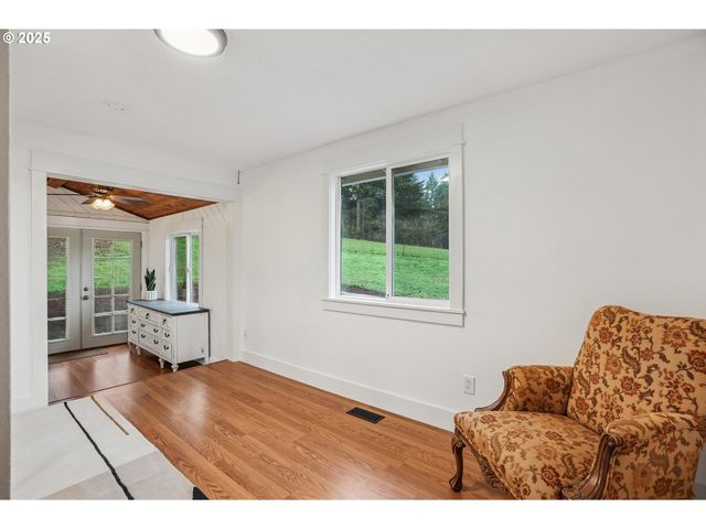 13300 Ne WHITLOW Ln, Newberg, OR 97132