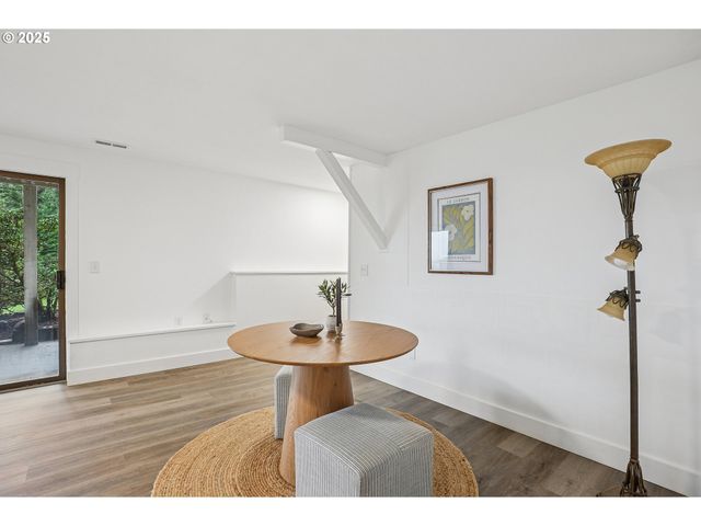 13300 Ne WHITLOW Ln, Newberg, OR 97132