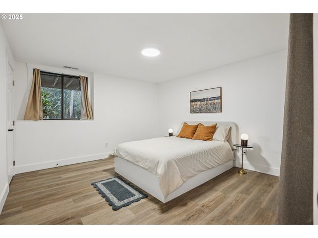 13300 Ne WHITLOW Ln, Newberg, OR 97132