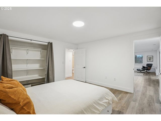 13300 Ne WHITLOW Ln, Newberg, OR 97132