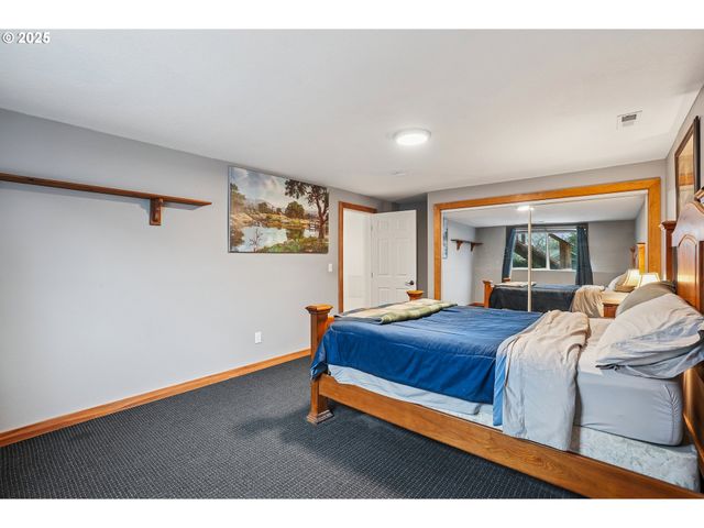 13300 Ne WHITLOW Ln, Newberg, OR 97132