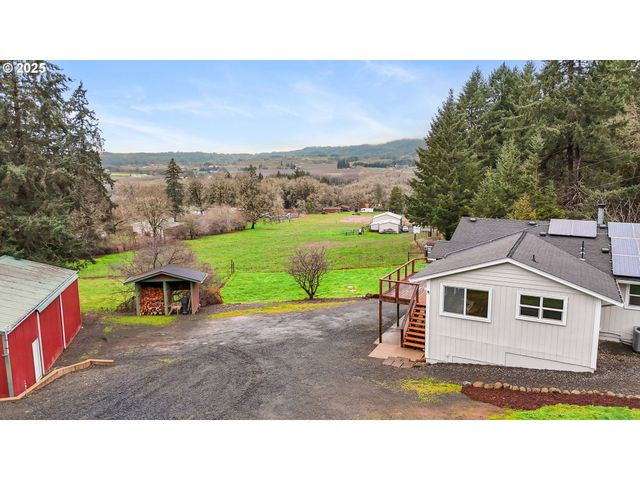 13300 Ne WHITLOW Ln, Newberg, OR 97132