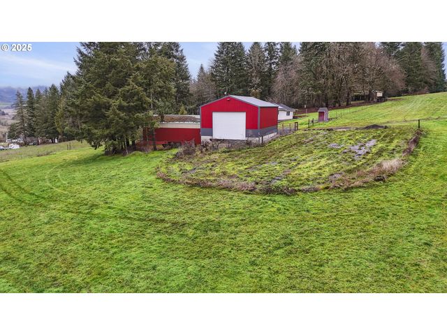 13300 Ne WHITLOW Ln, Newberg, OR 97132