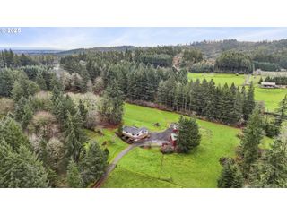13300 Ne WHITLOW Ln, Newberg, OR 97132