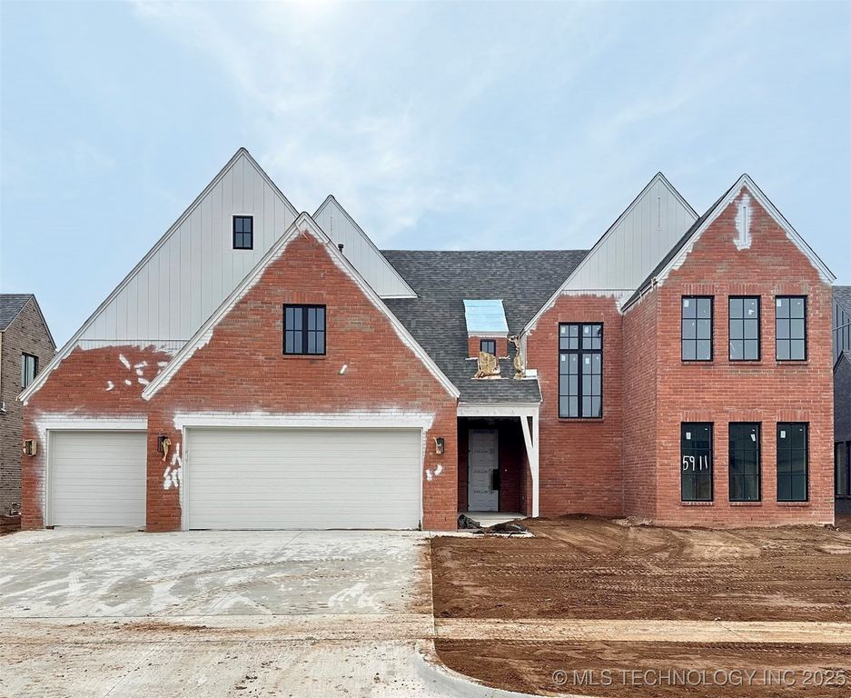 5911 E 127th Place S, Tulsa, OK 74008