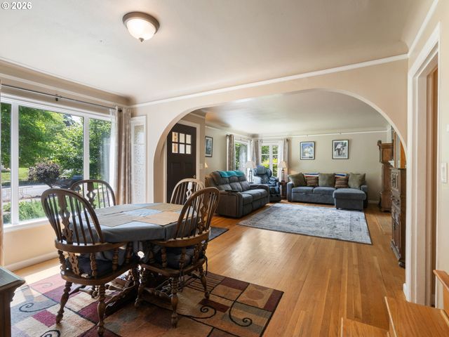 3103 Ne DEKUM St, Portland, OR 97211