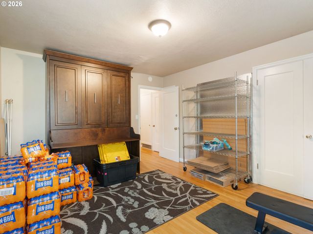 3103 Ne DEKUM St, Portland, OR 97211