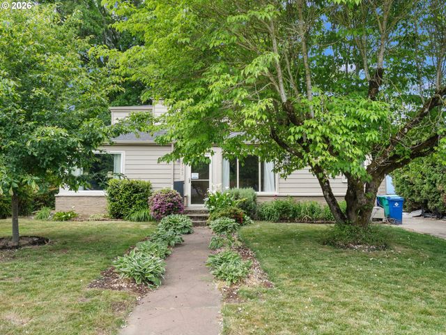 3103 Ne DEKUM St, Portland, OR 97211