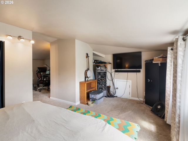 3103 Ne DEKUM St, Portland, OR 97211