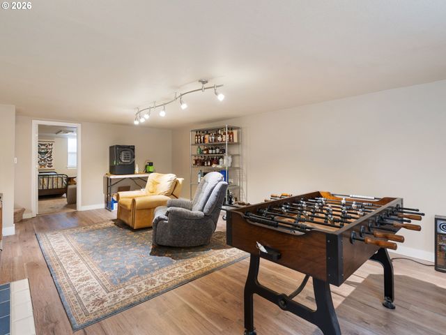 3103 Ne DEKUM St, Portland, OR 97211
