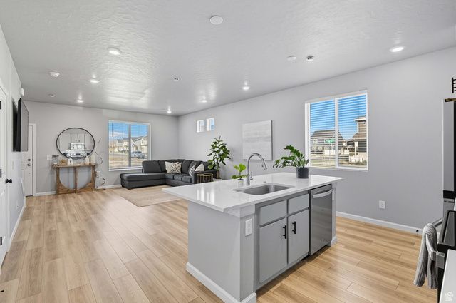 71 N VERANDA CT, Saratoga Springs, UT 84045