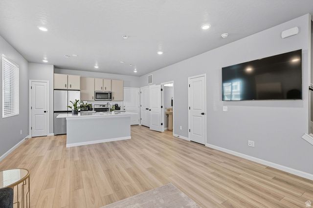 71 N VERANDA CT, Saratoga Springs, UT 84045