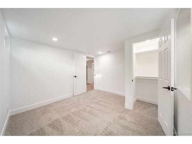 8711 Oakwood St, Westminster, CO 80031