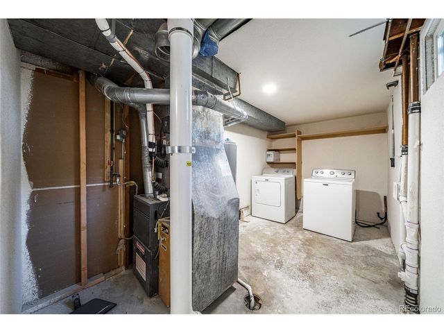 8711 Oakwood St, Westminster, CO 80031