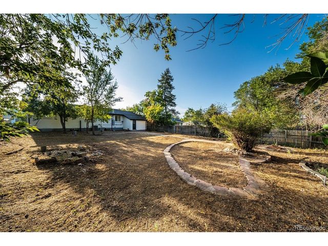 8711 Oakwood St, Westminster, CO 80031