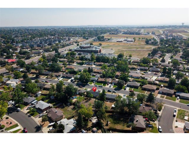 8711 Oakwood St, Westminster, CO 80031
