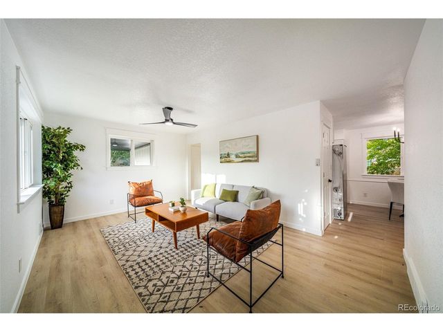 8711 Oakwood St, Westminster, CO 80031