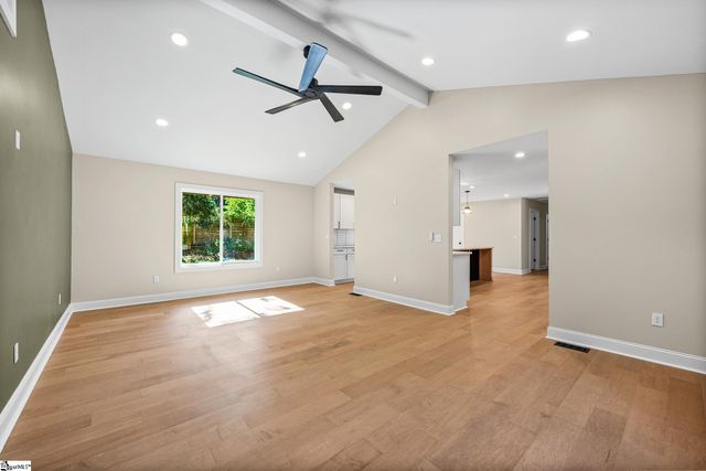 105 Canebreak Lane, Simpsonville, SC 29681