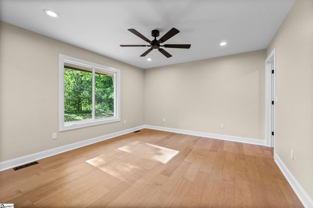105 Canebreak Lane, Simpsonville, SC 29681