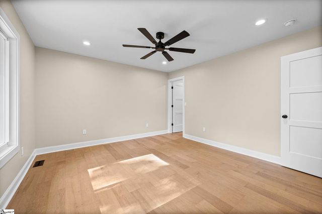 105 Canebreak Lane, Simpsonville, SC 29681