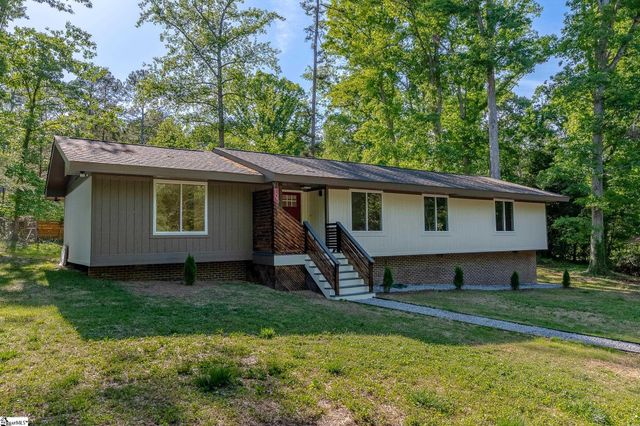 105 Canebreak Lane, Simpsonville, SC 29681