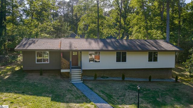 105 Canebreak Lane, Simpsonville, SC 29681