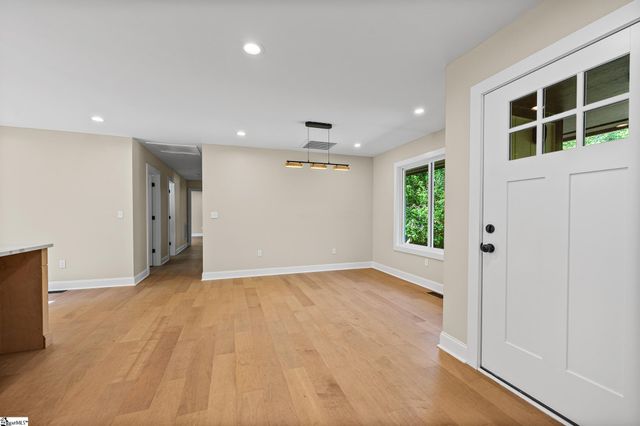 105 Canebreak Lane, Simpsonville, SC 29681