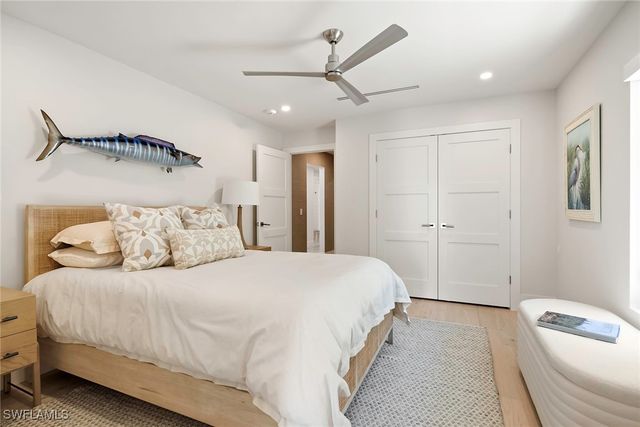 1550 Chesapeake AVE, Naples, FL 34102