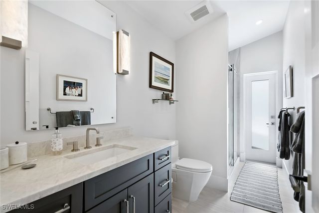 1550 Chesapeake AVE, Naples, FL 34102