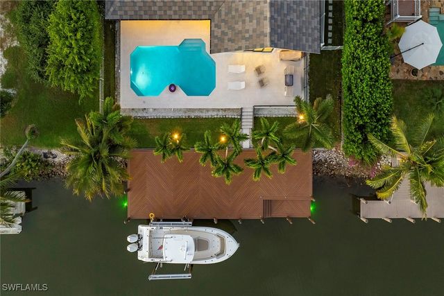 1550 Chesapeake AVE, Naples, FL 34102