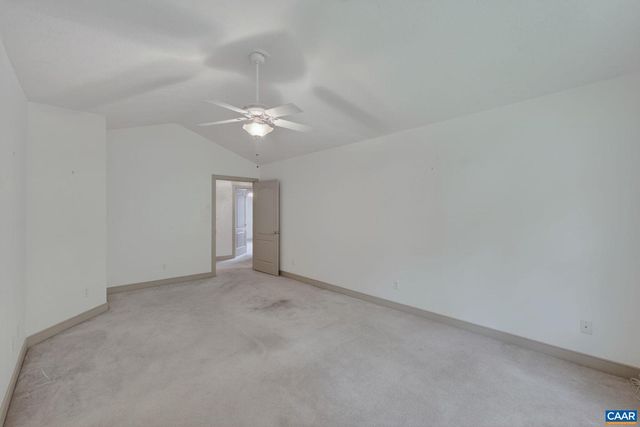 1064 WINTERGREEN LN, Charlottesville, VA 22903