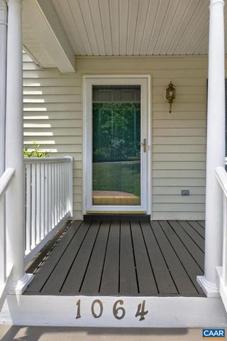 1064 WINTERGREEN LN, Charlottesville, VA 22903