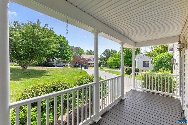 1064 WINTERGREEN LN, Charlottesville, VA 22903