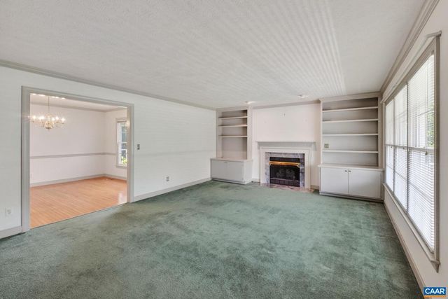 1064 WINTERGREEN LN, Charlottesville, VA 22903