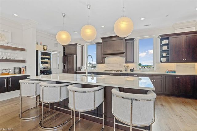 1 Park Vista Lane 740, Winston-salem, NC 27101