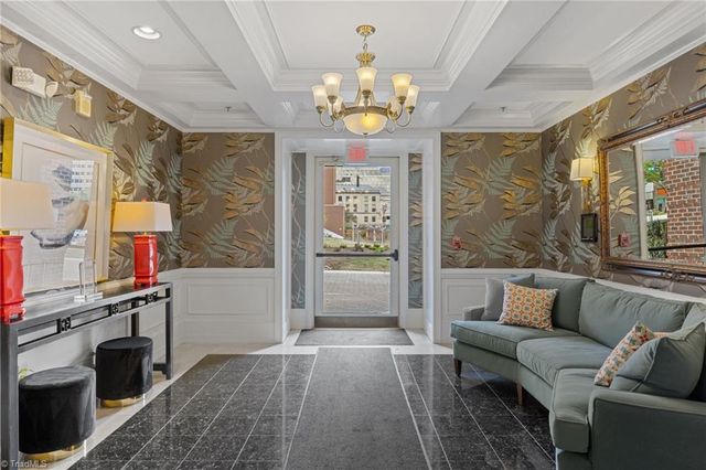 1 Park Vista Lane 740, Winston-salem, NC 27101