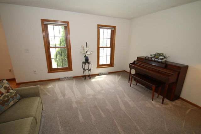 S95W12970 Walter Hagen DRIVE, Muskego, WI 53150
