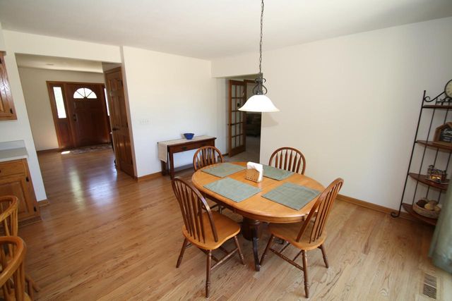S95W12970 Walter Hagen DRIVE, Muskego, WI 53150