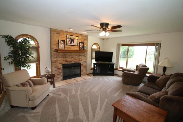 S95W12970 Walter Hagen DRIVE, Muskego, WI 53150