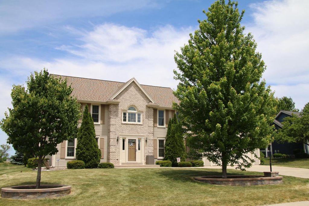 S95W12970 Walter Hagen DRIVE, Muskego, WI 53150