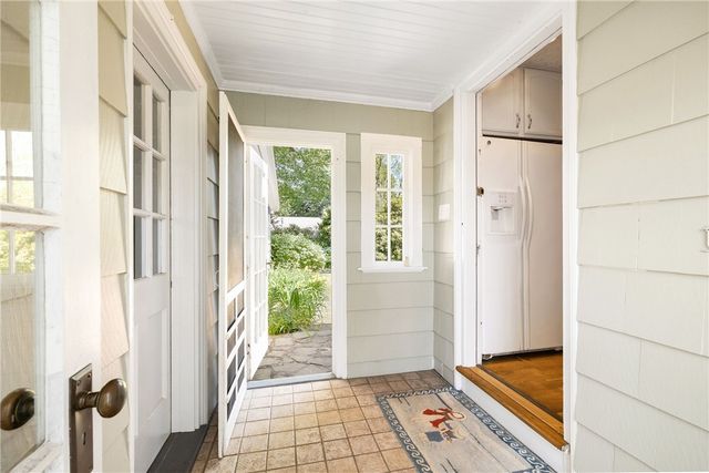 36 Kay Boulevard, Newport, RI 02840
