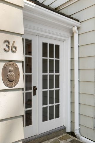 36 Kay Boulevard, Newport, RI 02840