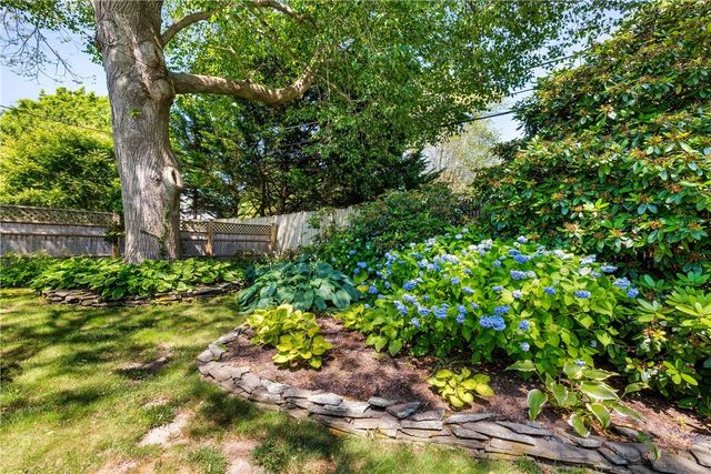36 Kay Boulevard, Newport, RI 02840