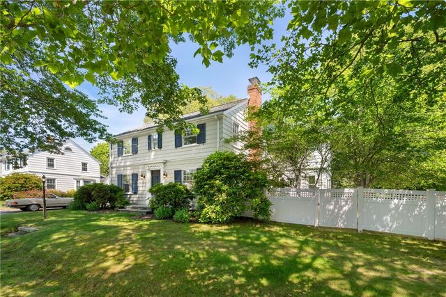 36 Kay Boulevard, Newport, RI 02840