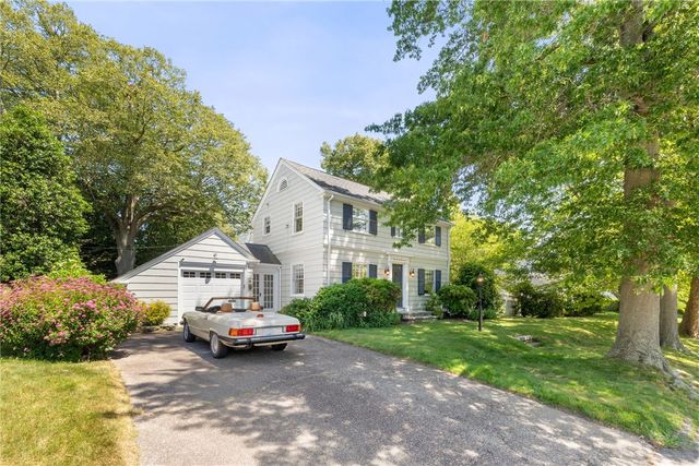 36 Kay Boulevard, Newport, RI 02840